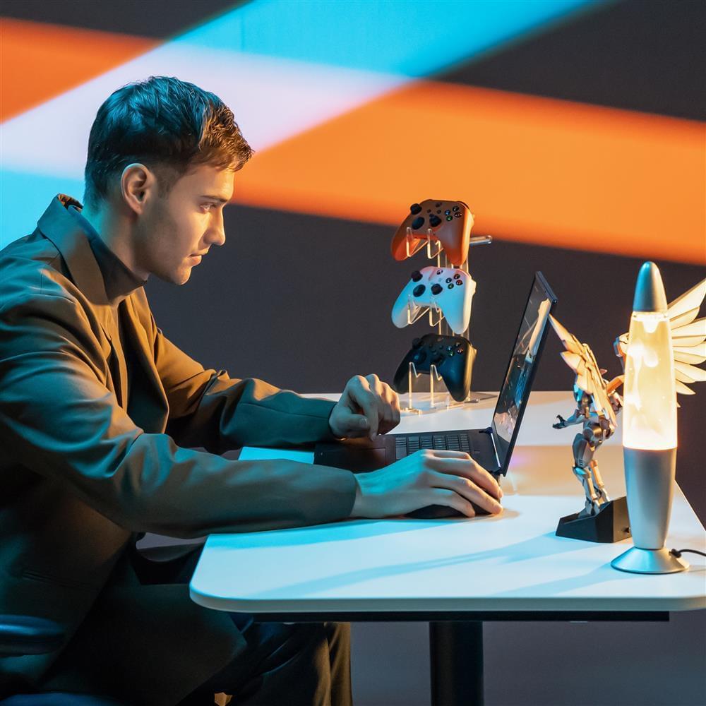 Gigabyte AORUS 16X 9KG Laptop 19