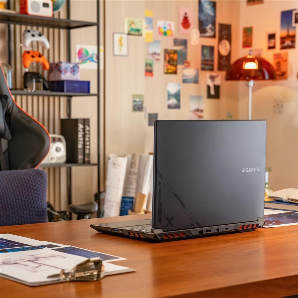 Gigabyte G6X 9MG Laptop 10