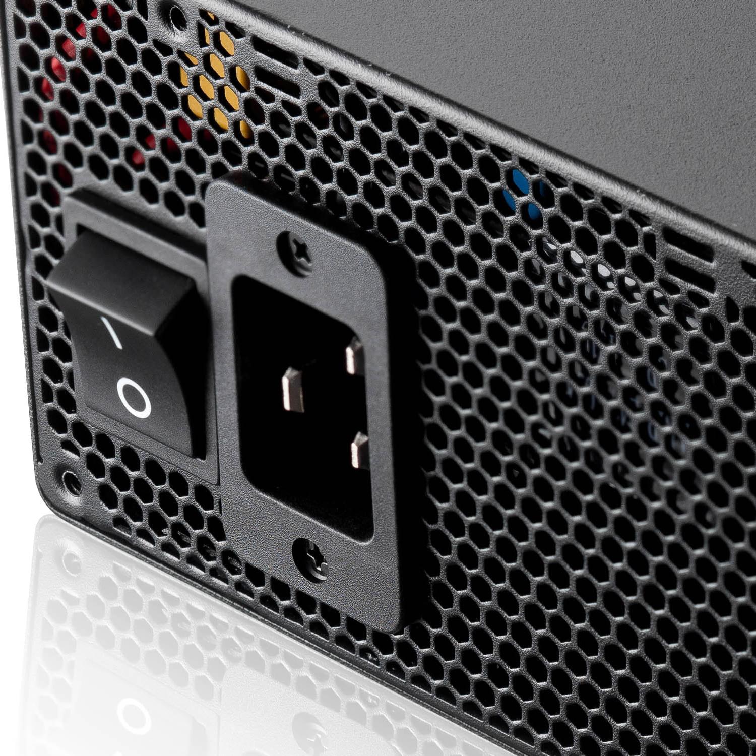 Super Flower Leadex Titanium 1600W SMPS 5